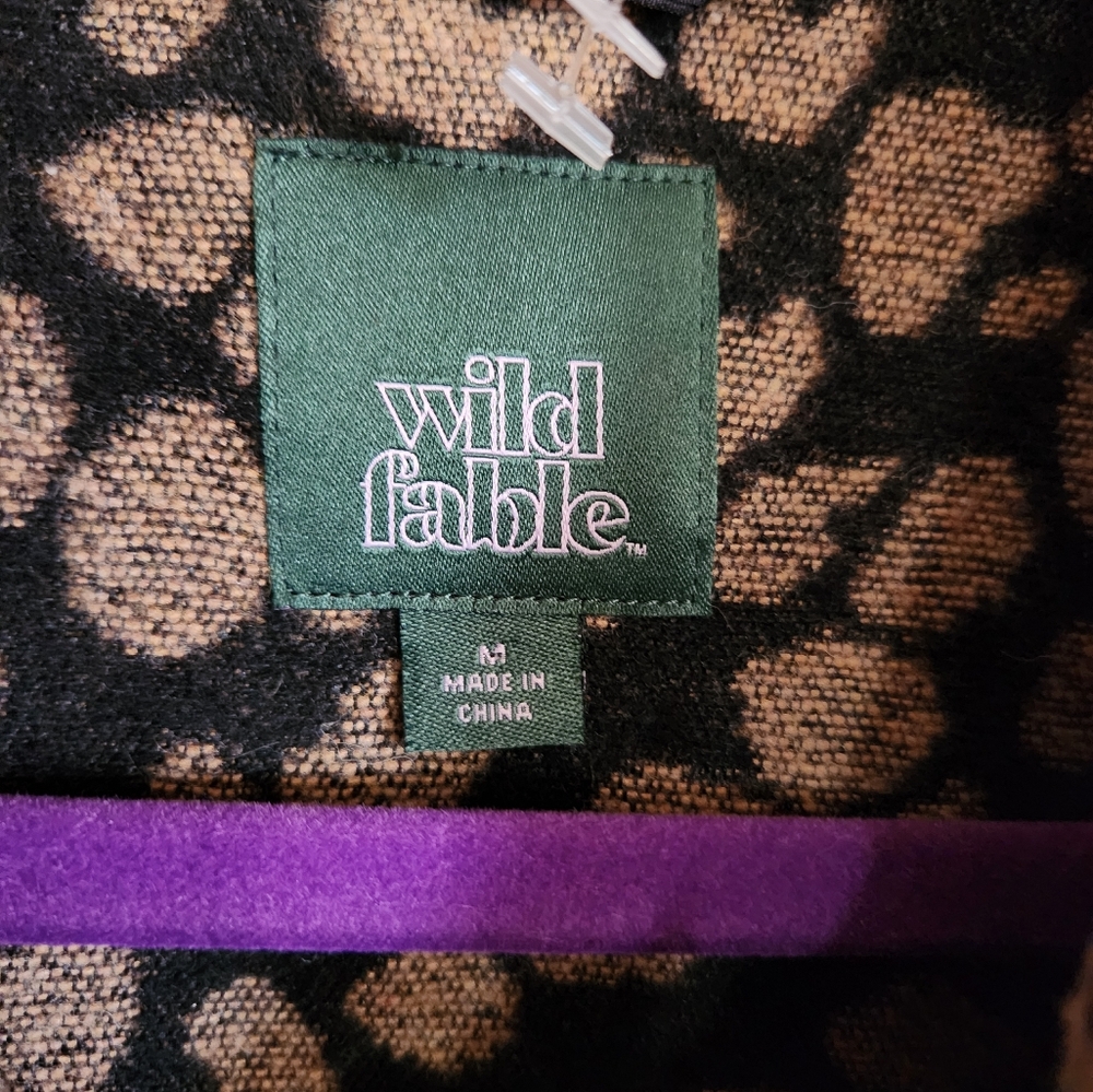 Wild Fable animal print shacket medium - Picture 4 of 7